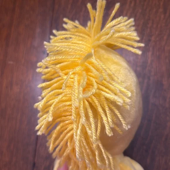 3 piece lot Peanuts plush for 1 money! The 2 larger are Kohl’s. 3rd is Hallmark! - Picture 7 of 12